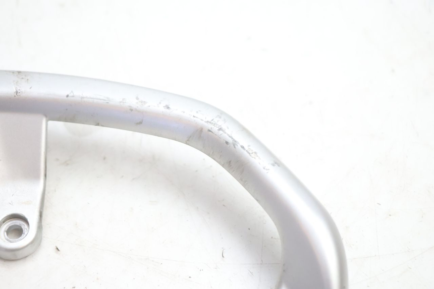 photo de REAR HANDLEBAR PEUGEOT KISBEE 4T 50 (2018 - 2022) - Zoom on usage condition