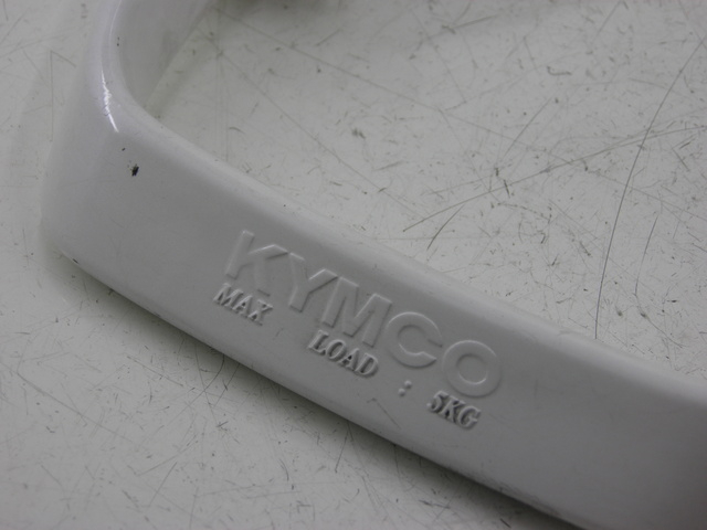 photo de GRAB RAIL  KYMCO QUANNON NAKED 125 (2010) - Technical close-up