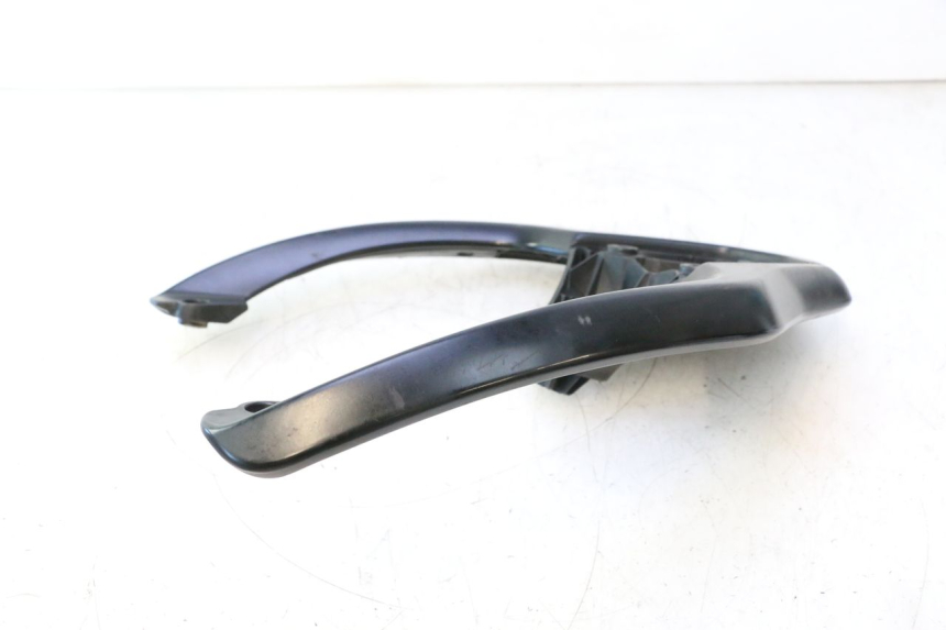 photo de GRAB RAIL PIAGGIO LIBERTY IGET 4T 50 (2021 - 2025) - Fixing points details