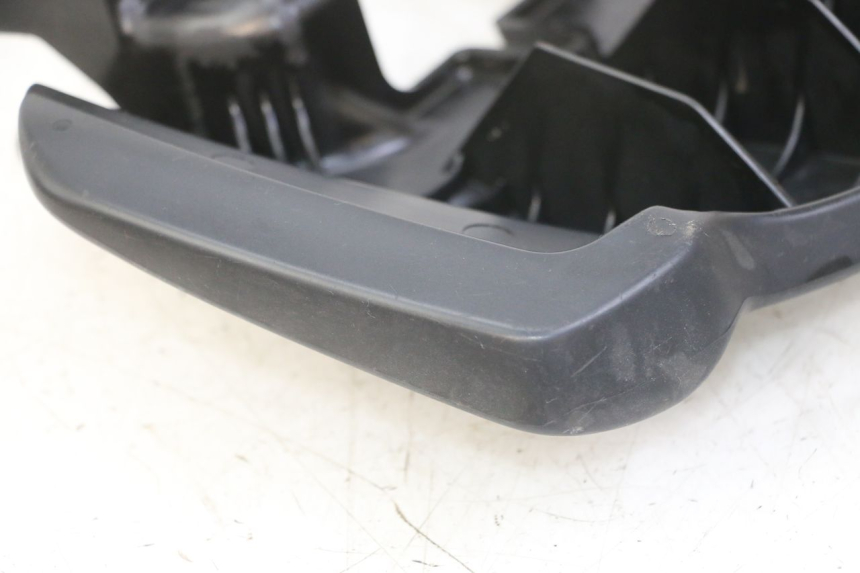 photo de REAR HANDLEBARS MBK BOOSTER SPIRIT NAKED 50 (2004 - 2017) - Fixing points details