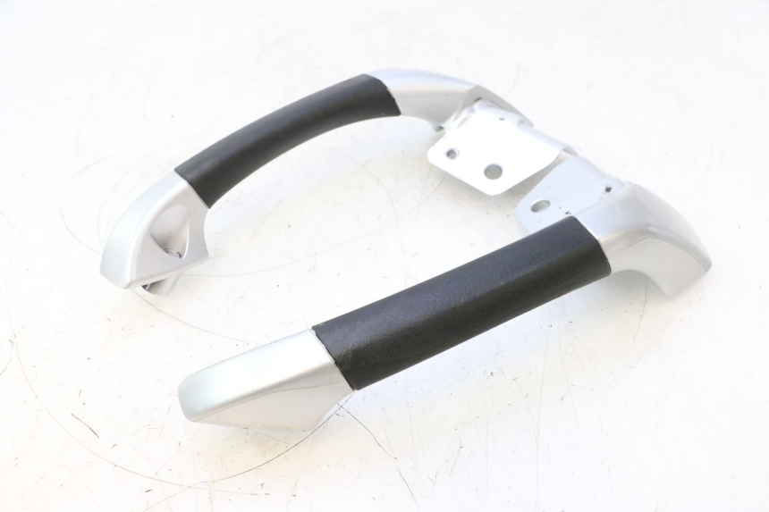 photo de GRAB RAIL  PIAGGIO MP3 LT 300 (2010 - 2016) - Product overview