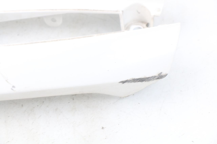 photo de GRAB RAIL  MBK MW TRYPTIK 125 (2017 - 2022) - High-resolution close-up