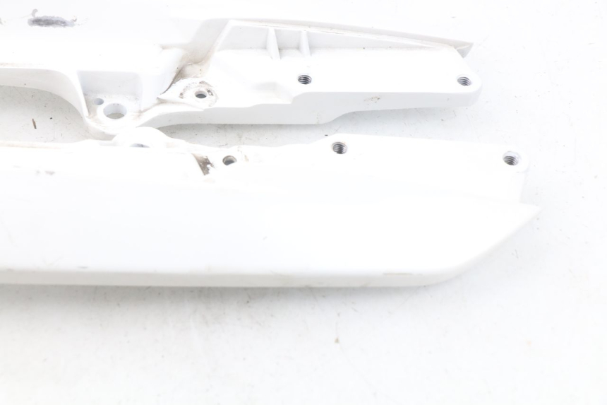 photo de GRAB RAIL  MBK MW TRYPTIK 125 (2017 - 2022) - Fixing points details