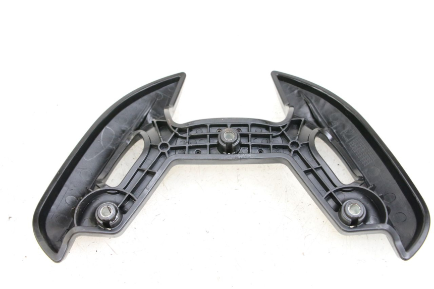 photo de REAR HANDLEBARS PIAGGIO NEW TYPHOON 50 (2018 - 2021) - Zoom on usage condition