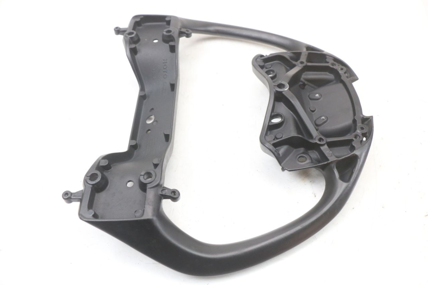 photo de GRAB RAIL  MOTO GUZZI NORGE 8V GT 1200 (2011 - 2016) - Markings and original references