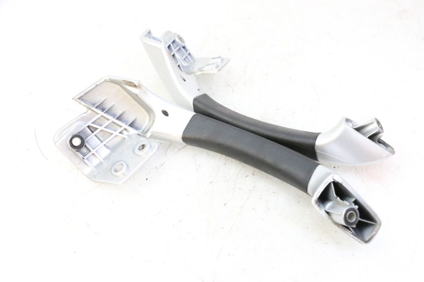 photo de REAR HANDLEBARS PIAGGIO MP3 LT 400 (2007 - 2012) - Component detail