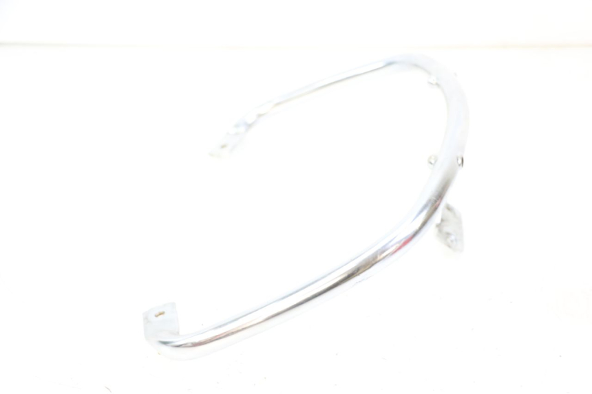 photo de GRAB RAIL PIAGGIO VESPA S 2T 50 (2007 - 2014) - Fixing points details