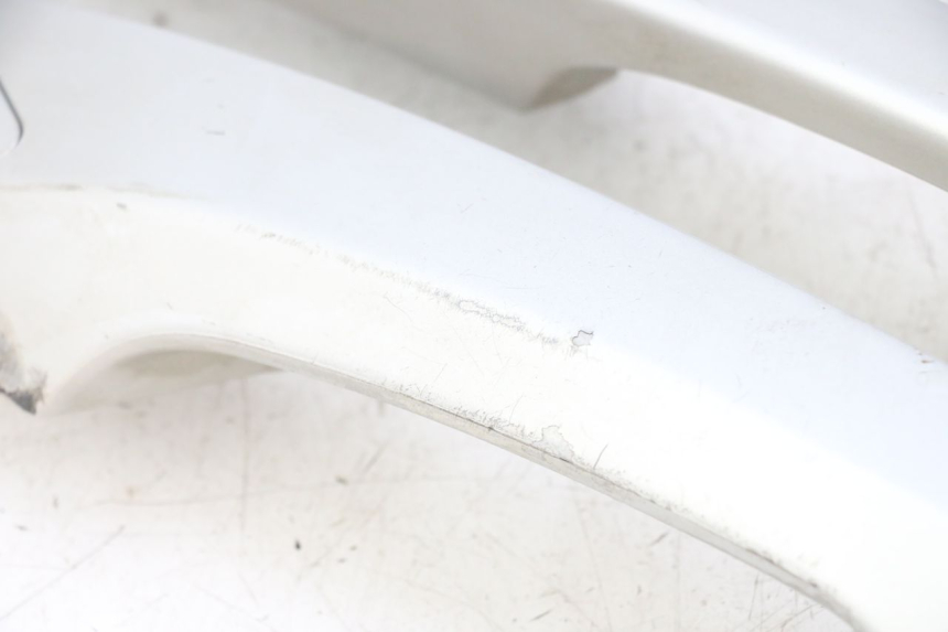 photo de GRAB RAIL PEUGEOT SATELIS 125 (2013 - 2018) - Checked used part