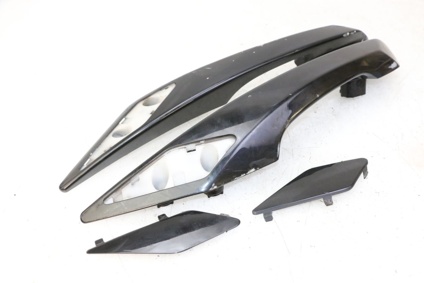 photo de REAR HANDLEBARS PEUGEOT SATELIS 125 (2010 - 2012) - Main view