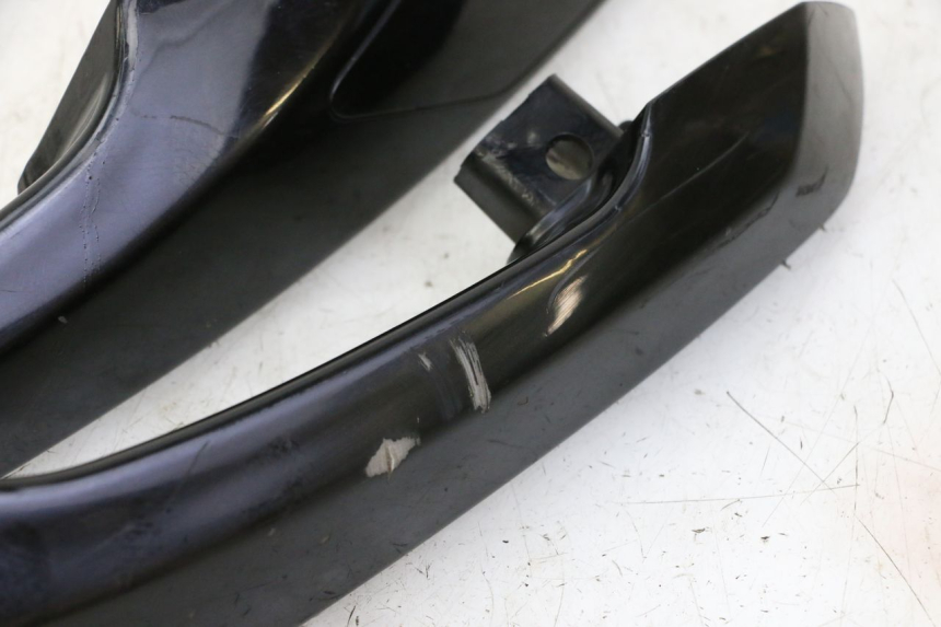 photo de REAR HANDLEBARS PEUGEOT SATELIS 125 (2010 - 2012) - Alternative perspective