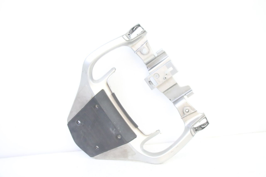 photo de GRAB RAIL HONDA ST PAN EUROPEAN 1300 (2002 - 2013) - Component detail