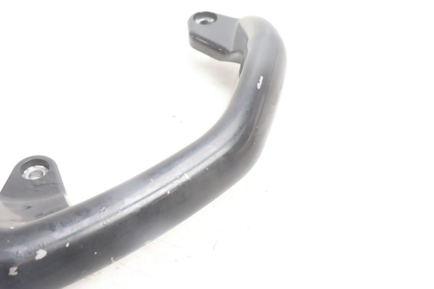 photo de GRAB RAIL PEUGEOT STREETZONE NAKED 2T 50 (2014 - 2018) - Technical close-up