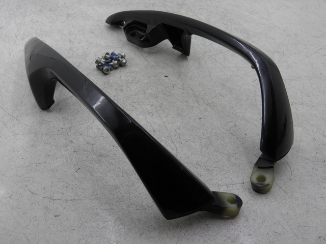 photo de GRAB RAIL  SUZUKI BURGMAN EXECUTIVE 650 (2008 - 2010) - High-resolution close-up