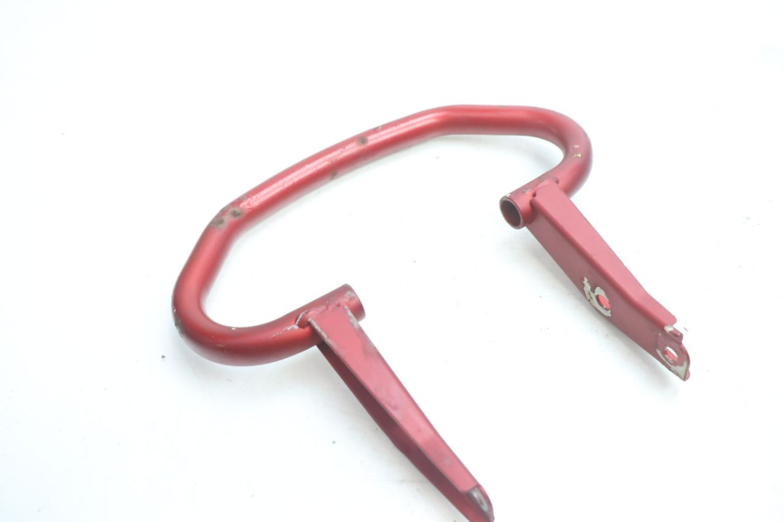 photo de GRAB RAIL PEUGEOT TREKKER 50 (1995 - 2004) - Zoom on usage condition