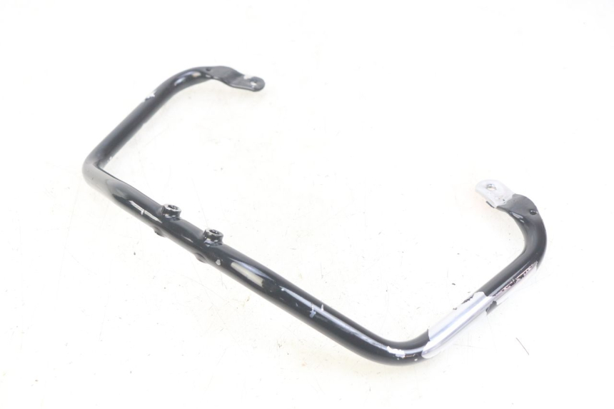 photo de REAR HANDLEBARS PIAGGIO VESPA SPRINT 2T 50 (2014 - 2018) - Component detail