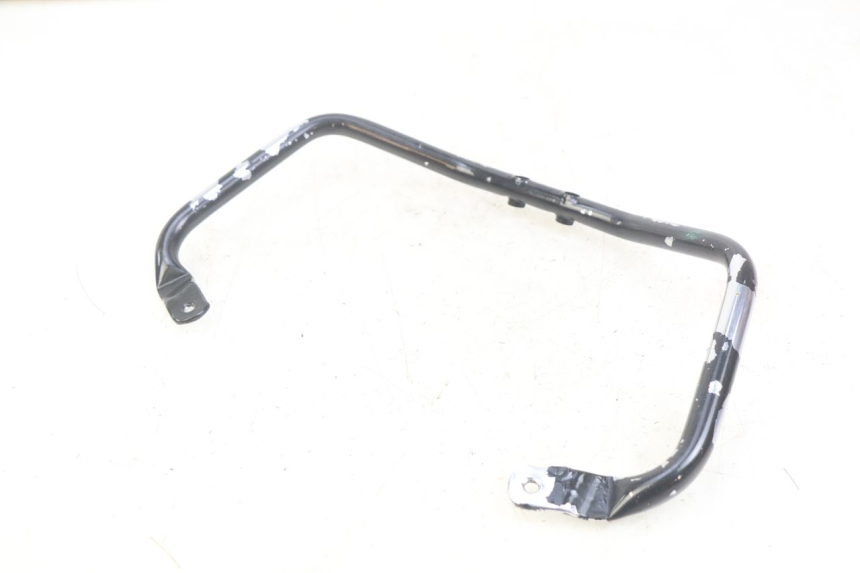 photo de REAR HANDLEBARS PIAGGIO VESPA SPRINT 2T 50 (2014 - 2018) - Zoom on usage condition