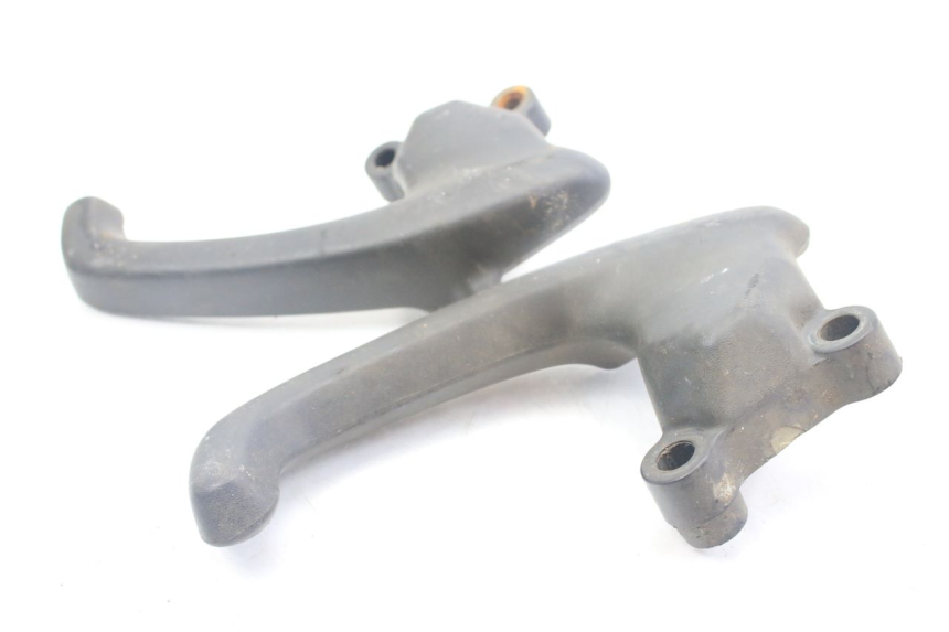 photo de GRAB RAIL  HONDA VFR VTEC RC46 800 (2002 - 2013) - Zoom on usage condition