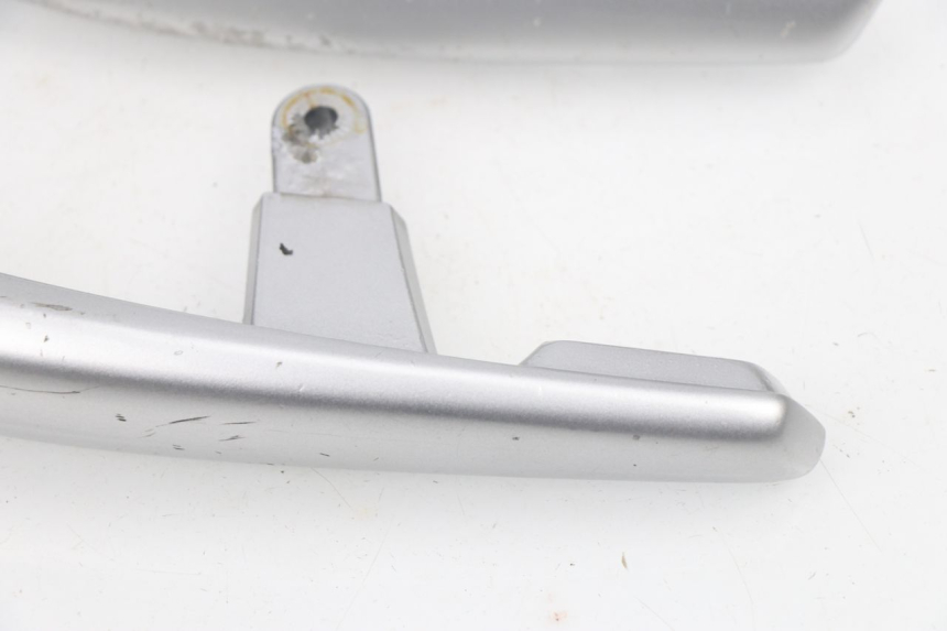 photo de GRAB RAIL  YAMAHA XMAX X-MAX 125 (2006 - 2009) - Markings and original references