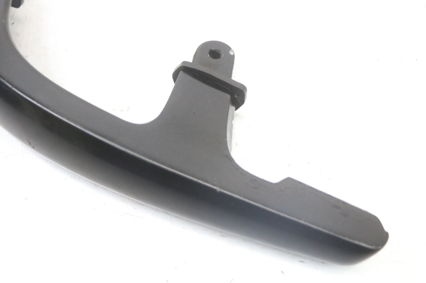 photo de REAR HANDLEBARS YAMAHA X-MAX XMAX 250 (2006 - 2009) - Surface and material condition