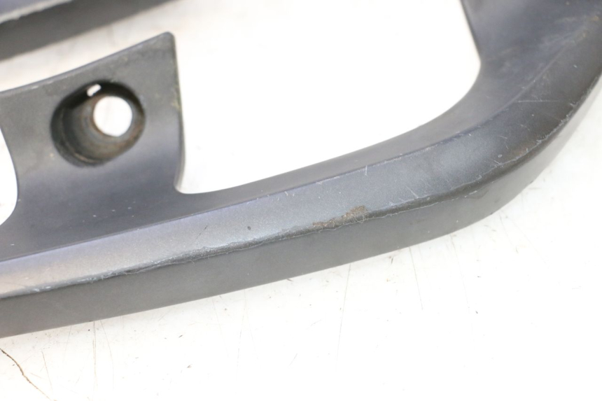 photo de REAR HANDLEBARS YAMAHA X-MAX XMAX 125 (2010 - 2013) - Fixing points details