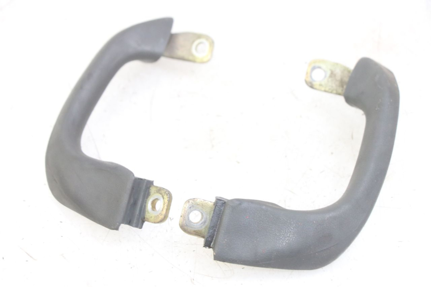 photo de GRAB RAIL  YAMAHA XJN DIVERSION 600 (2000 - 2003) - Zoom on usage condition