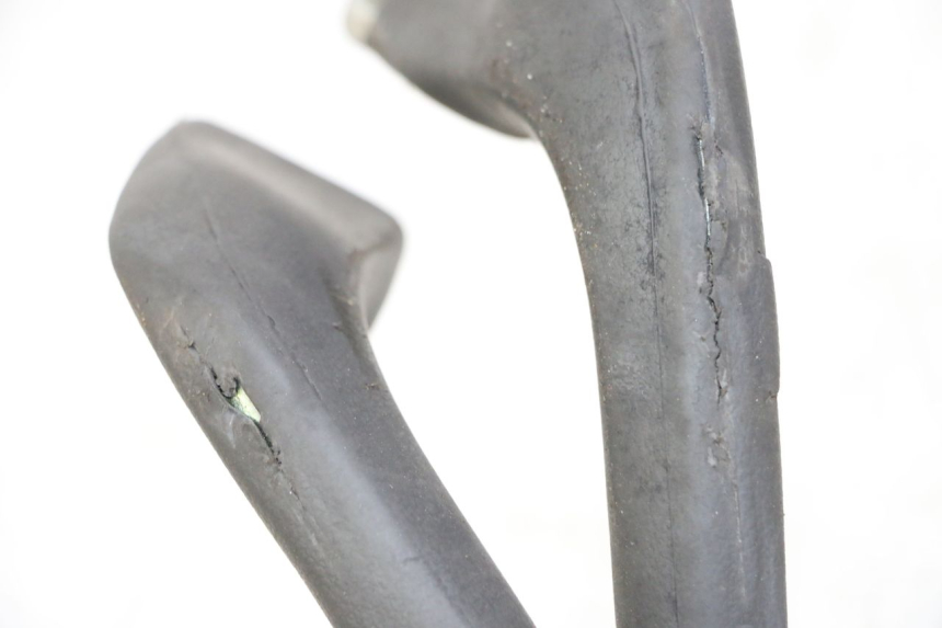 photo de GRAB RAIL  YAMAHA XJN DIVERSION 600 (2000 - 2003) - Zoom on usage condition