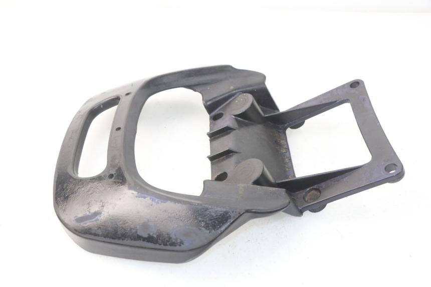 photo de GRAB RAIL  YAMAHA YP MAJESTY 125 (1998 - 2001) - Technical close-up