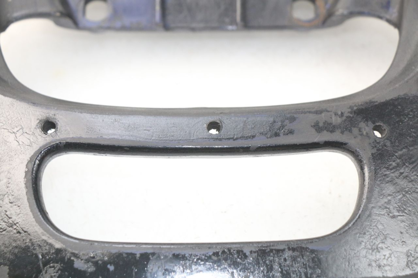 photo de GRAB RAIL  YAMAHA YP MAJESTY 125 (1998 - 2001) - Fixing points details