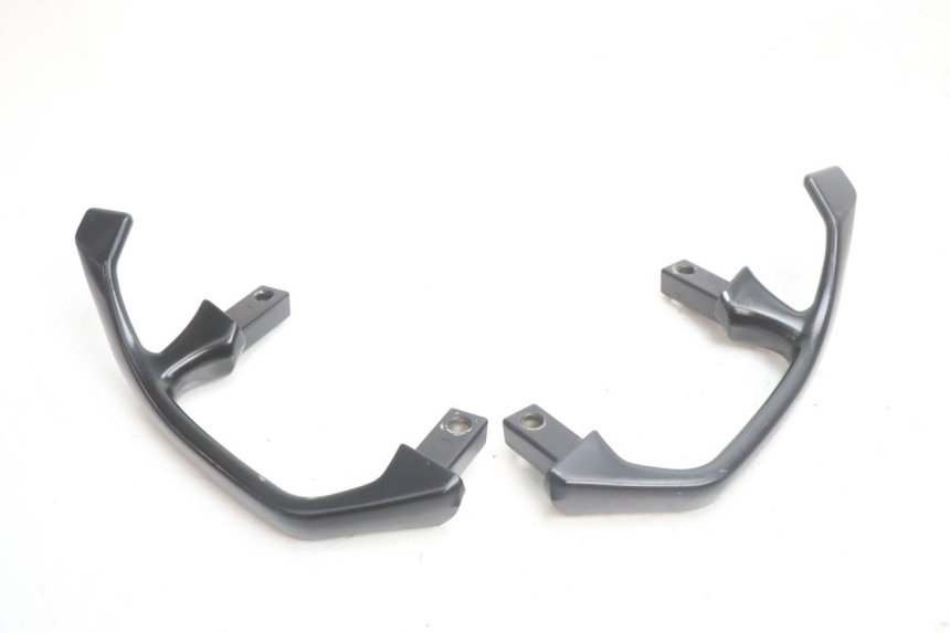 photo de GRAB RAIL  KAWASAKI ZX-6R ZX6R 600 (1995 - 1997) - Zoom on usage condition
