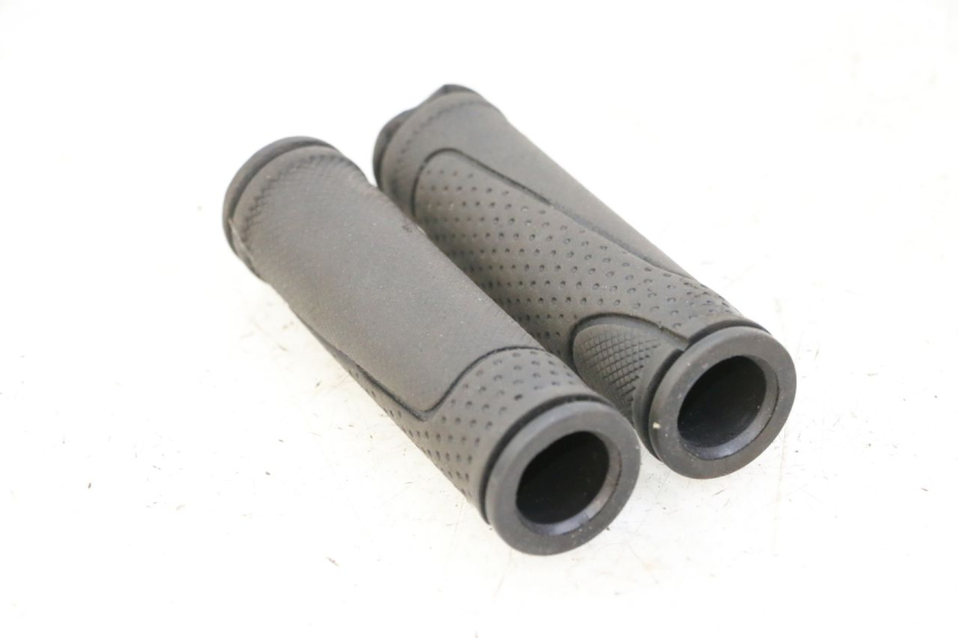 photo de HANDLEBAR GRIP URBANGLIDE 100XS 1 - Alternative perspective