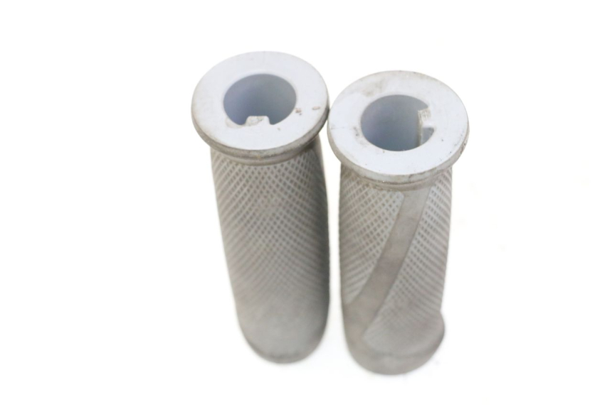 photo de HANDLEBAR GRIP SEGWAY NINEBOT F40E 1 - Zoom on usage condition