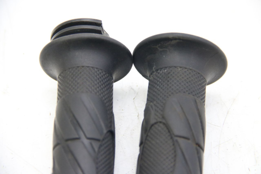 photo de HANDLEBAR GRIP ORCAL KITE 4T 50 (2019 - 2023) - Alternative perspective