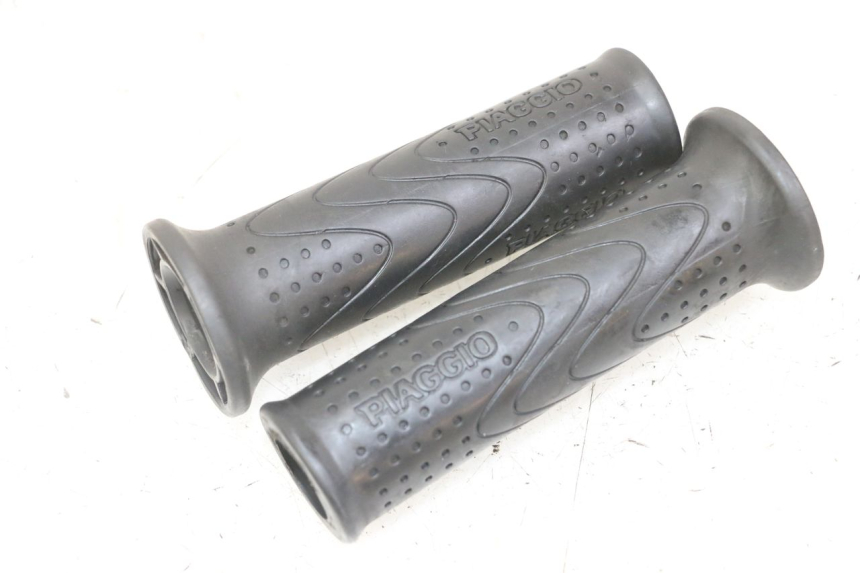 photo de HANDLEBAR GRIP PIAGGIO MP3 LT 300 (2010 - 2016) - Main view