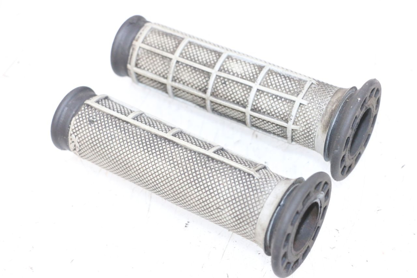 photo de HANDLEBAR GRIP YAMAHA YFM R RAPTOR 250 (2008 - 2014) - Main view