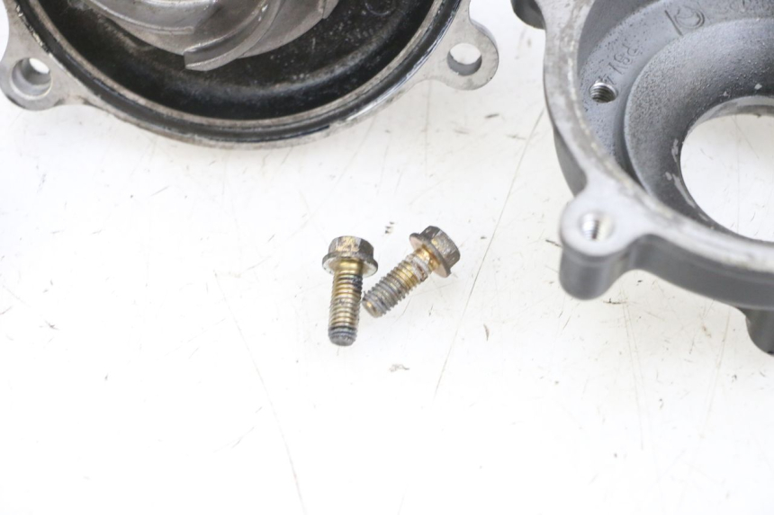 photo de WATER PUMP MV AGUSTA BRUTALE R WALLY 910 (2008 - 2008) - Surface and material condition