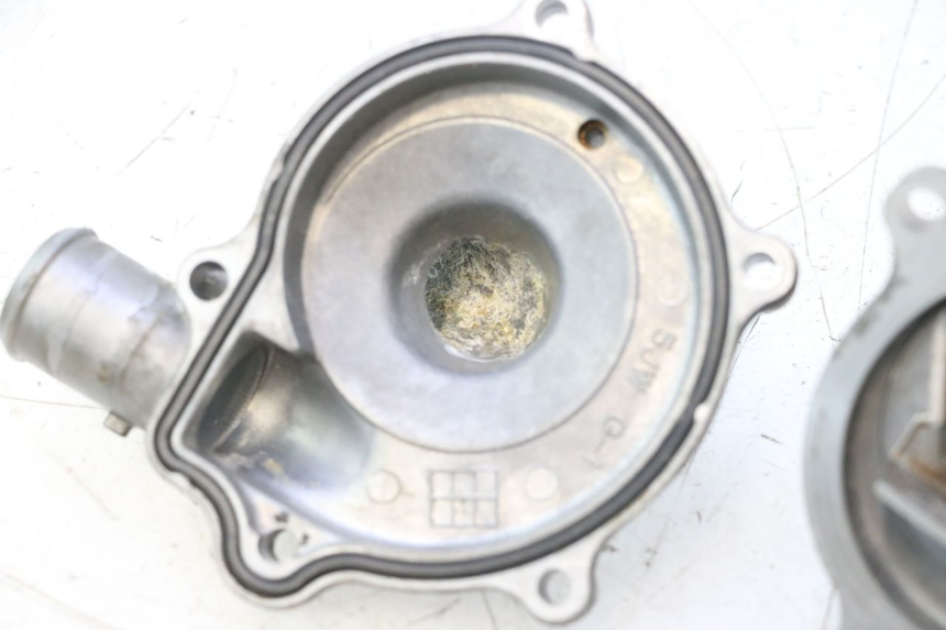 photo de WATER PUMP YAMAHA FJR 1300 (2001 - 2005) - Surface and material condition
