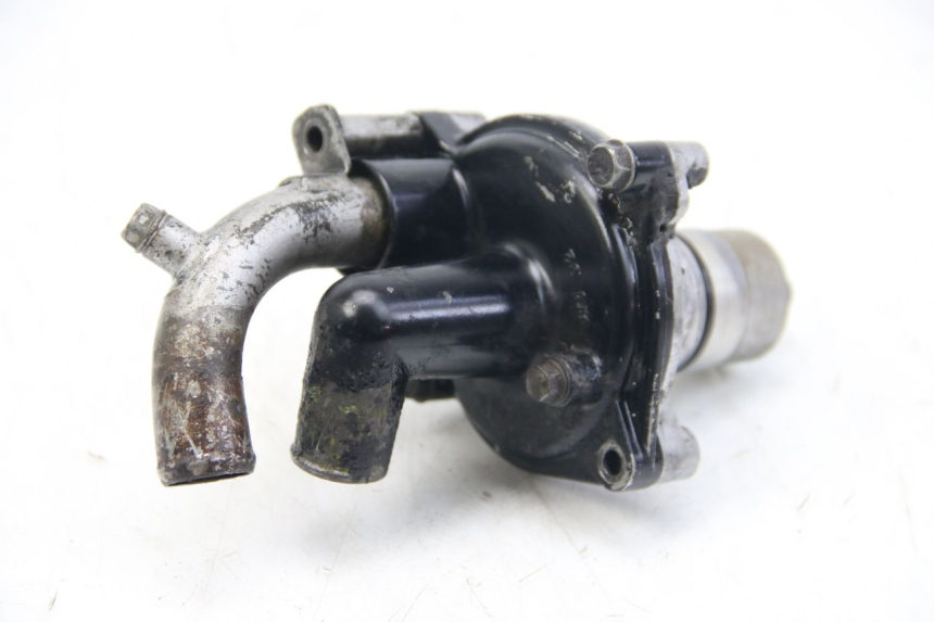 photo de WATER PUMP YAMAHA FZS FAZER 600 (2001 - 2003) - Alternative perspective