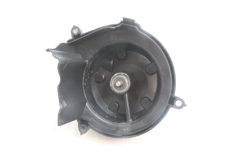 photo de WATER PUMP PEUGEOT LUDIX BLASTER 50 (2006 - 2014) - Fixing points details
