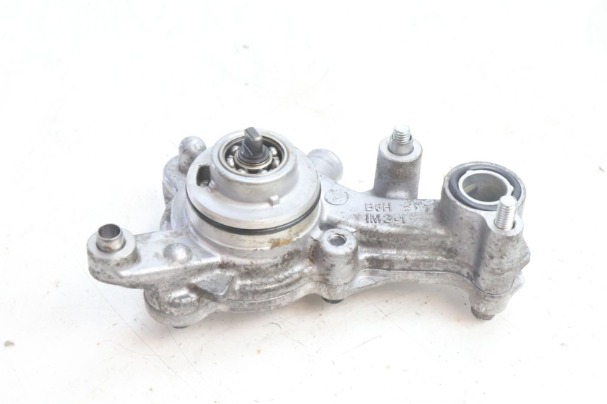photo de WATER PUMP YAMAHA N-MAX NMAX 125 (2021 - 2024) - Fixing points details