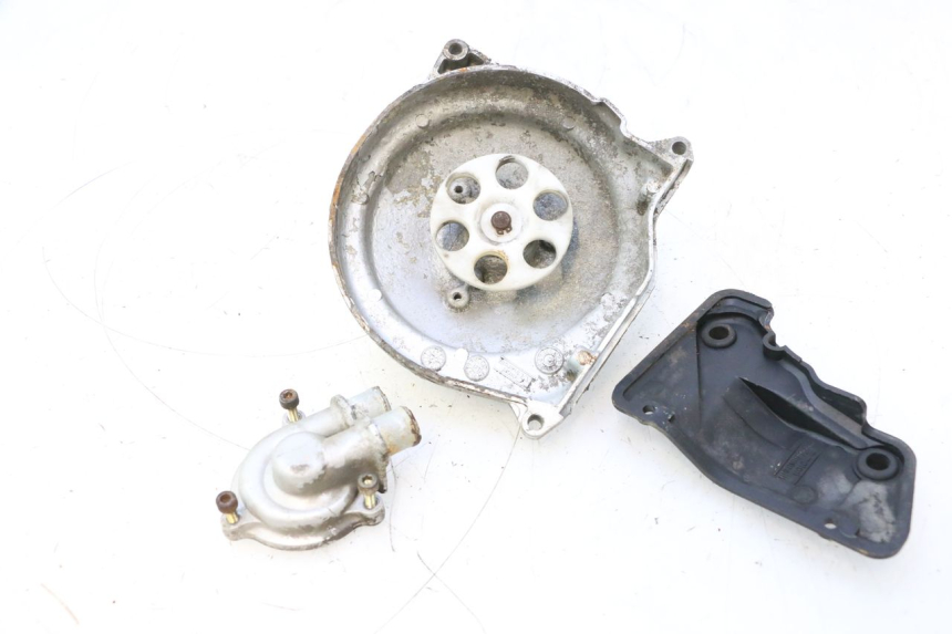 photo de WATER PUMP MBK NITRO 50 (2004 - 2008) - Fixing points details