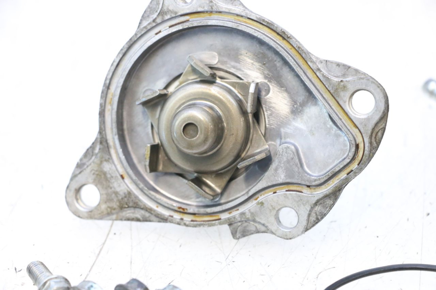 photo de WATER PUMP HONDA PCX (JF57/JF64) 125 (2014 - 2018) - Surface and material condition