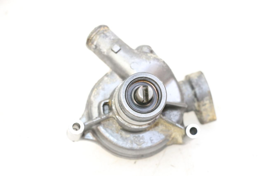 photo de WATER PUMP TRIUMPH SPRINT 900 (1995 - 1998) - Fixing points details