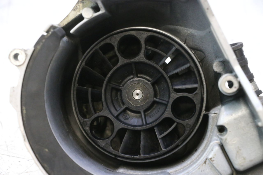 photo de WATER PUMP PIAGGIO X9 EVOLUTION 125 (2003 - 2007) - Distinctive features