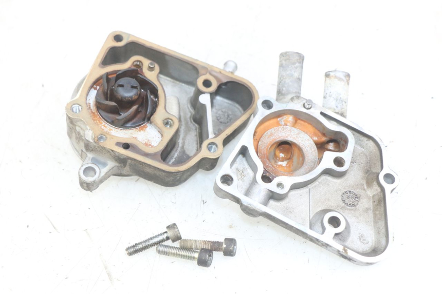 photo de WATER PUMP YAMAHA YP MAJESTY 125 (1998 - 2001) - Main view