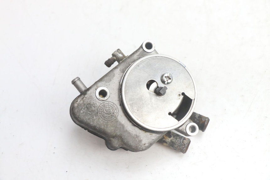 photo de WATER PUMP YAMAHA YP MAJESTY 125 (1998 - 2001) - Technical close-up
