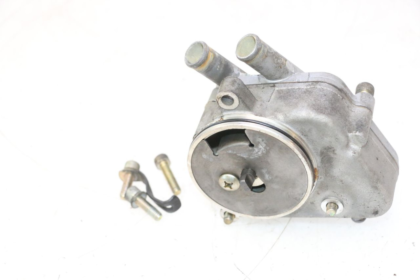 photo de WATER PUMP YAMAHA YP MAJESTY 125 (2007 - 2010) - Alternative perspective