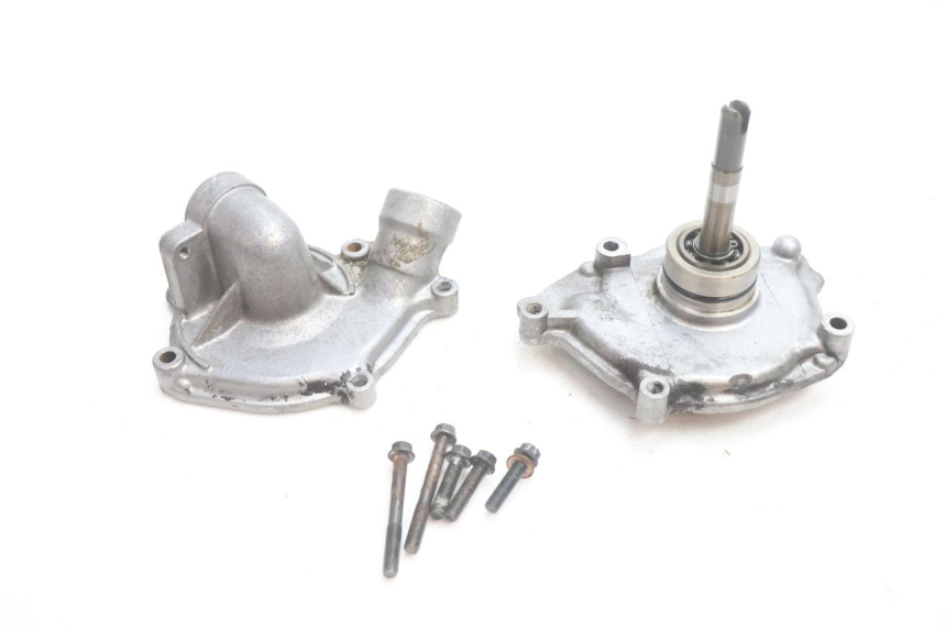photo de WATER PUMP YAMAHA YZF R GENESIS 750 (1993 - 1998) - Alternative perspective