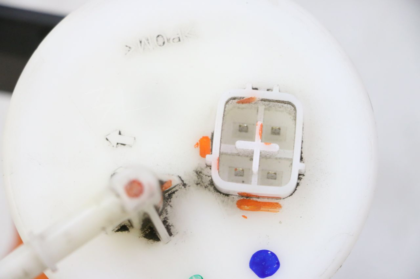 photo de FUEL PUMP SUZUKI BURGMAN 125 (2007 - 2014) - Alternative perspective