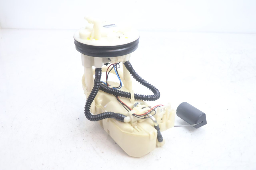 photo de FUEL PUMP SUZUKI BURGMAN EXECUTIVE ABS 650 (2006 - 2012) - Component detail