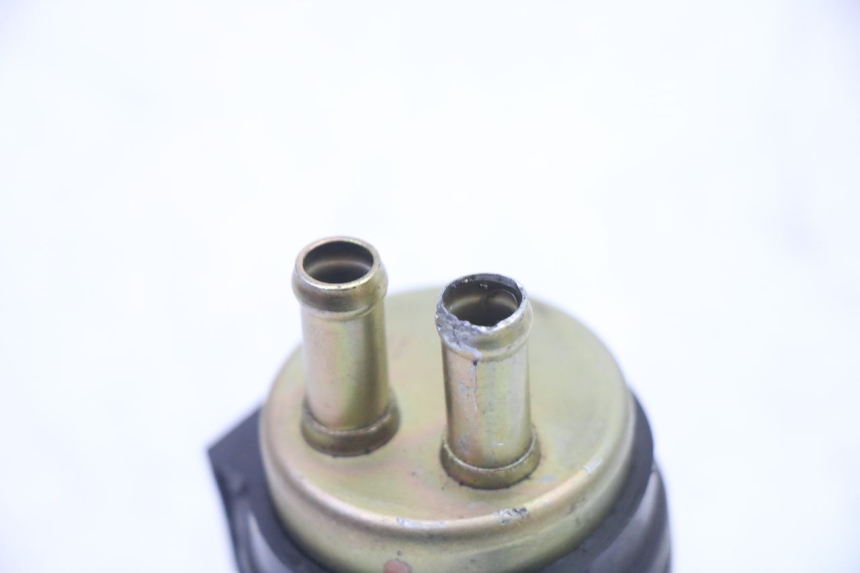 photo de FUEL PUMP HONDA CBR RR FIREBLADE 900 (1992 - 1994) - Surface and material condition